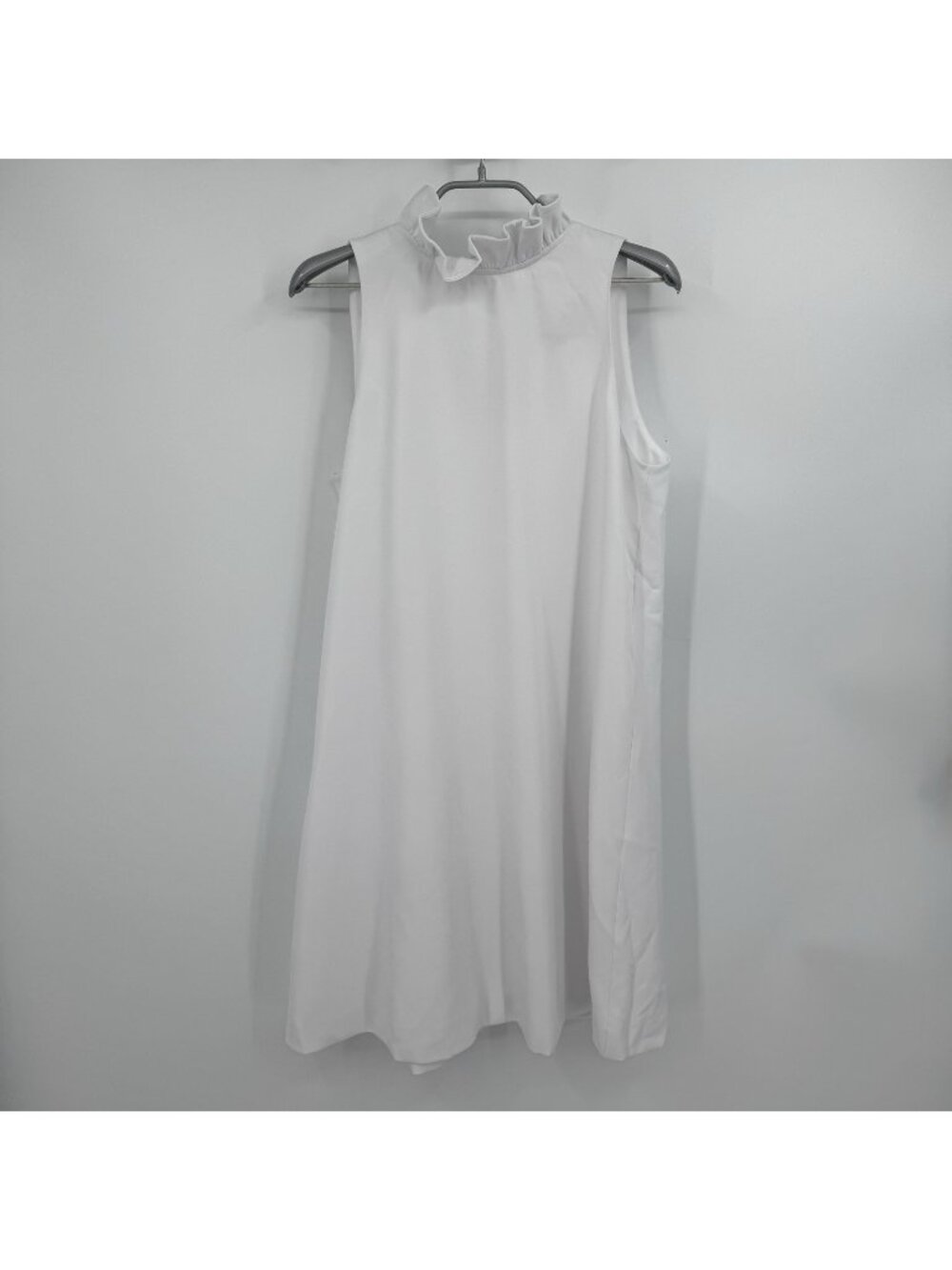 Tuckernuck White Blythe Dress sizeM Medium Sleeveless Ruffle Collar Bow Party